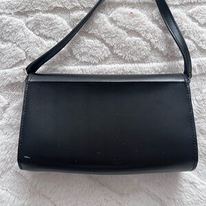 Kate Spade New York Kerri Wallet on a String / Crossbody Bag in Black
